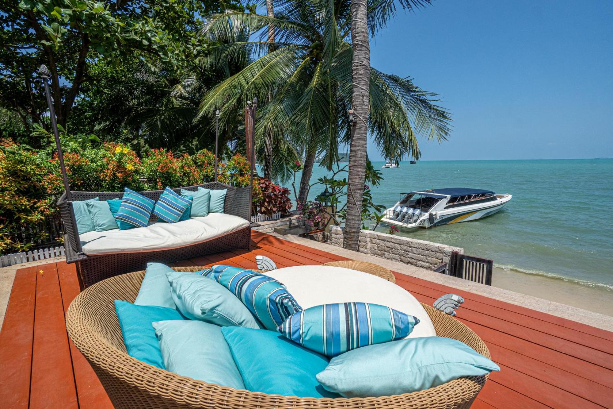 Upni Duniya - Luxury, Beachfront 9-Suites Villa Bang Rak Beach  Extérieur photo