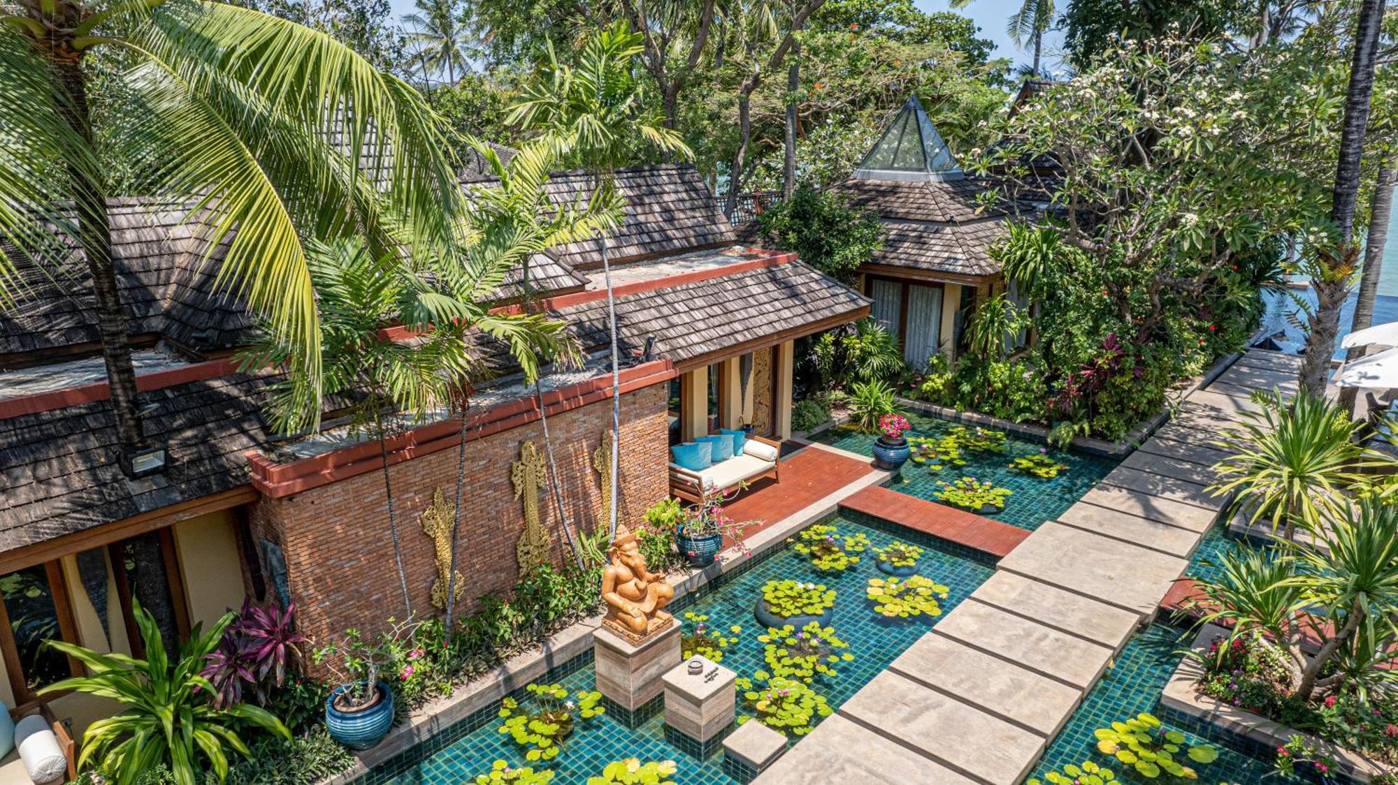 Upni Duniya - Luxury, Beachfront 9-Suites Villa Bang Rak Beach  Extérieur photo